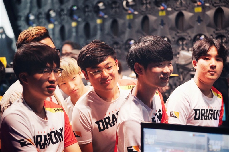 上海龙之队守望先锋联赛第二赛季征程结束 这是终点亦是起点!