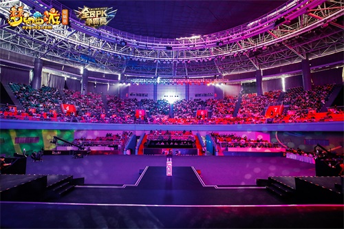 王者战队共逐荣耀!《梦幻西游》电脑版携手荣耀MagicBook Pro，见证全民PK争霸赛冠军诞生