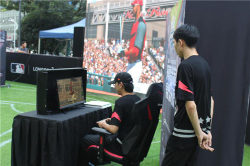 MLB电竞联赛惊现LGD同门内战 女将对抗成另一靓丽风景线