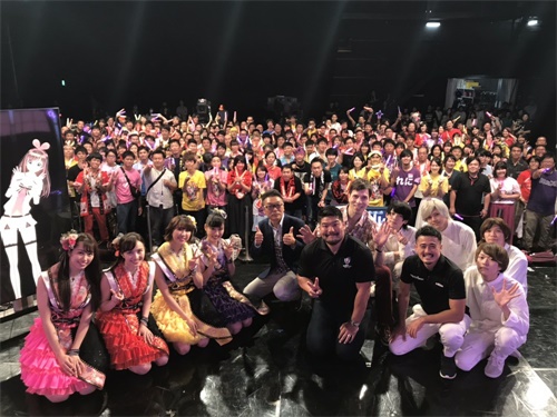 虚拟偶像绊爱出席苹果首发品鉴会，人工智能x科技的破壁碰撞