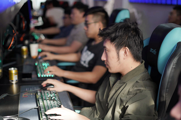 2019首届中国移动电子竞技大赛辽宁大学站结束 冠军晋级省区赛