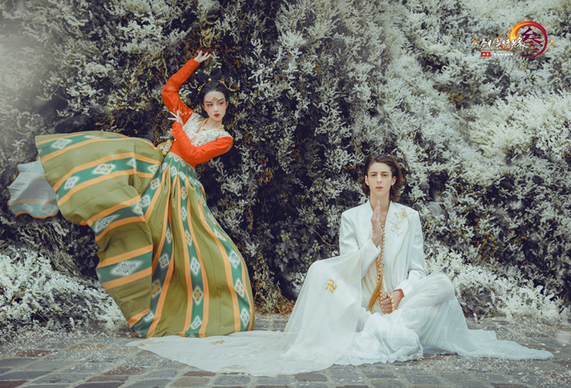 《剑网3》门派高定走向国际 巴黎时装周精彩回顾