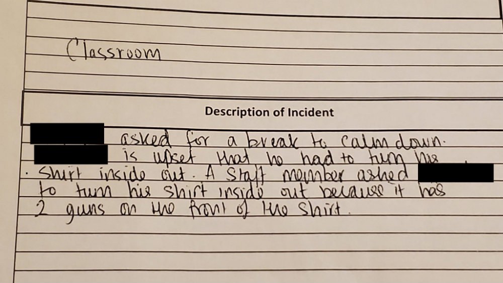 涉及暴力元素 美国学校禁止穿《守望先锋》某战队队服