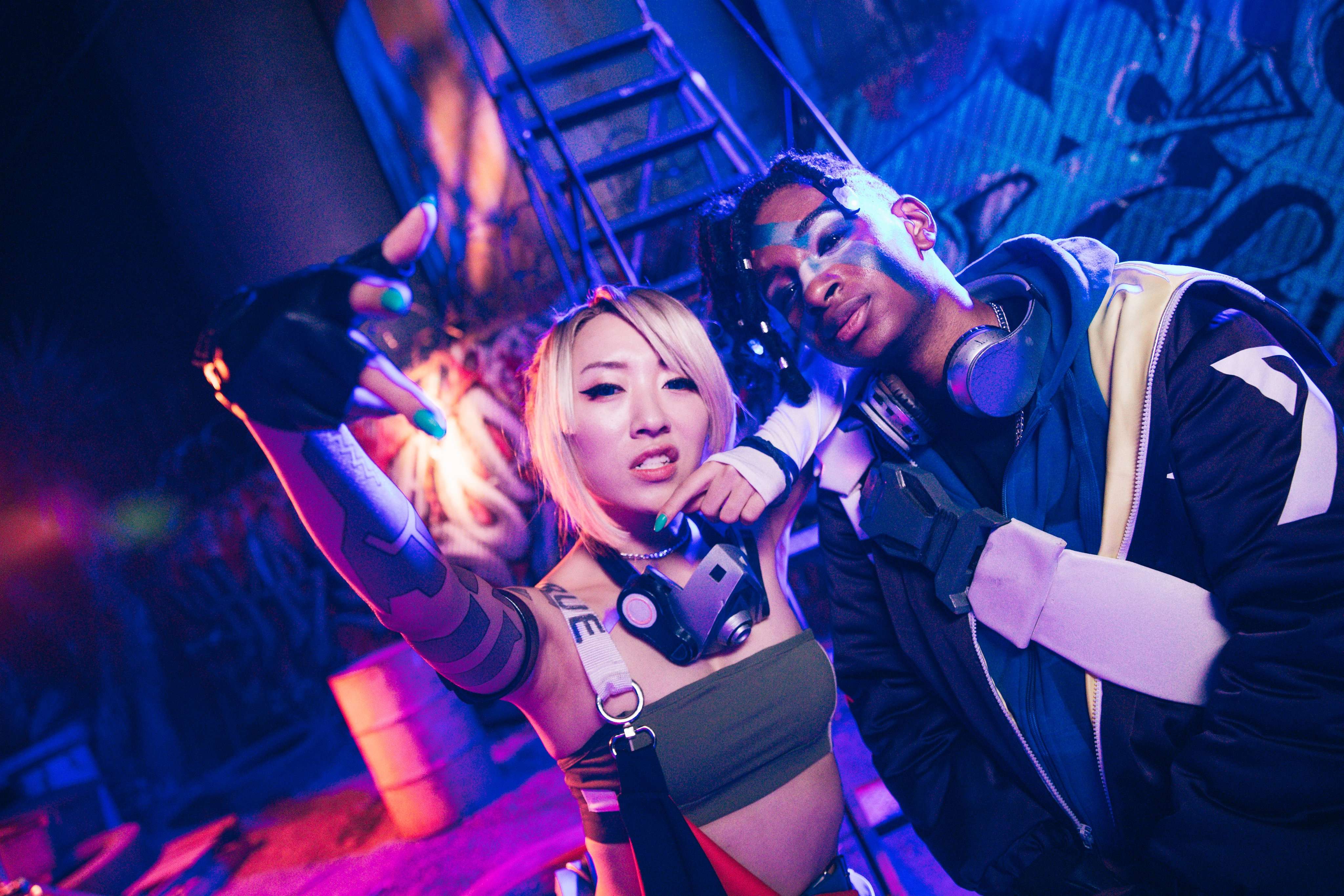 打几分？《LOL》新组合“真实伤害”官方Cos美照放出