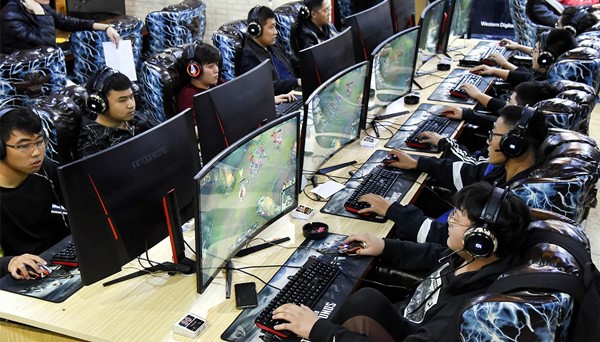 春城电竞巅峰决战 中国移动电竞赛吉林赛区决赛开启