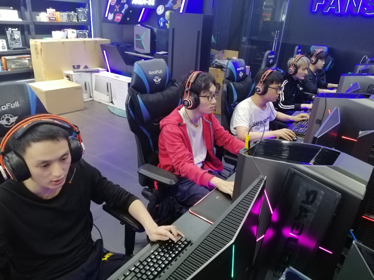 AGA 2019全国20强重磅出炉：获胜队伍尽秀“肌肉” 踏上四强征程