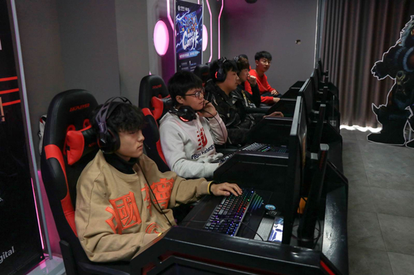 秦川强者集结完毕 中移电竞大赛陕西预选落幕