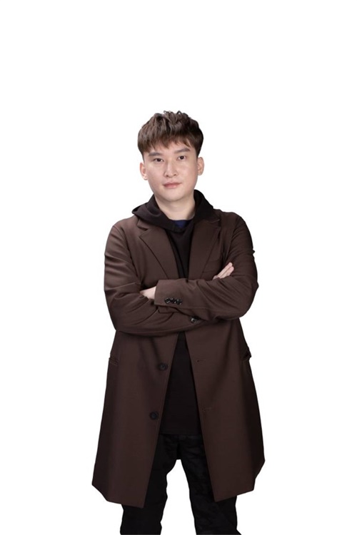 今日20点明星嘉宾与你相约LOL《进击!季前赛》