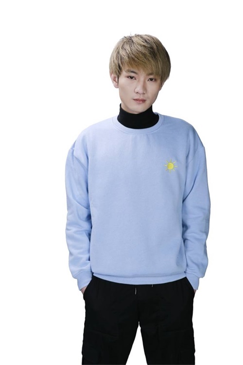 今日20点明星嘉宾与你相约LOL《进击!季前赛》