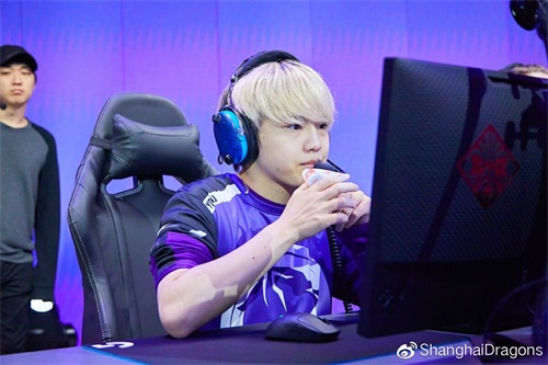 大浪淘尽始见金 Void或成龙队最终前排核心