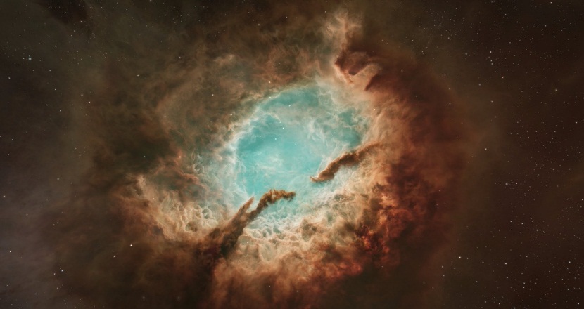 EVE开飞船逛宇宙!汪峰同款耳机免费送