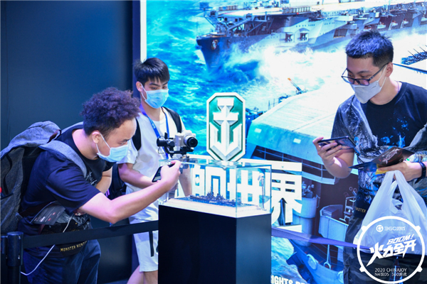 战争前线观察室！《战舰世界》展台炫酷模型逼真展示