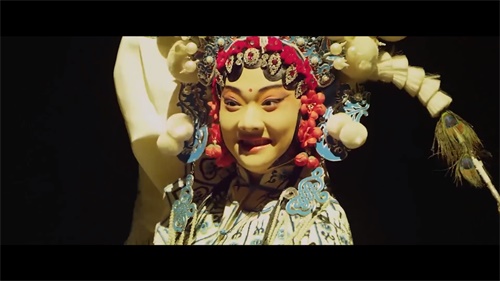 S10中国观众礼迎全球参赛选手：中国风礼物、9国语言欢迎曲