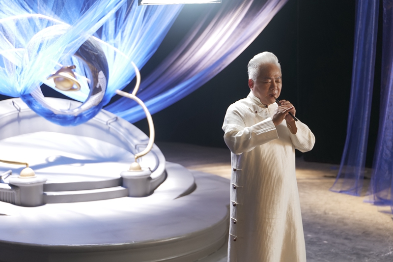 国乐大师方锦龙献奏 《剑网3》衍天宗主题曲奏响新篇章