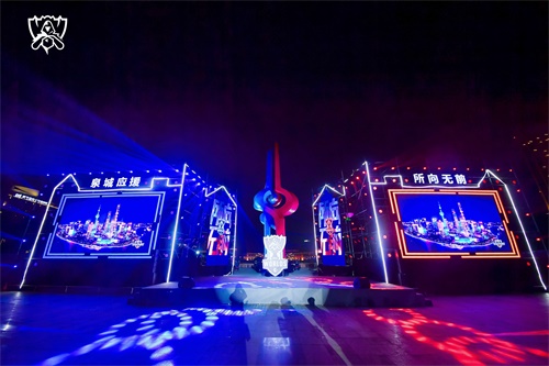 2020全球总决赛落幕 线下观赛融入城市生活