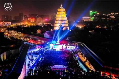 2020全球总决赛落幕 线下观赛融入城市生活