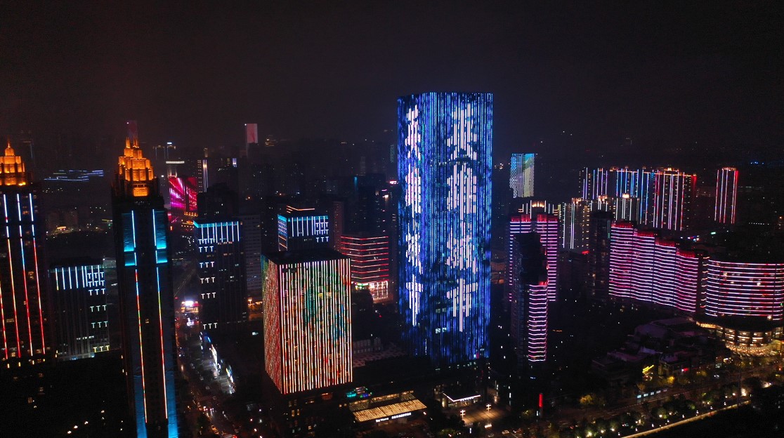 首届英雄城市电竞嘉年华来袭《英雄联盟》全国挑战赛冠军花落谁家？