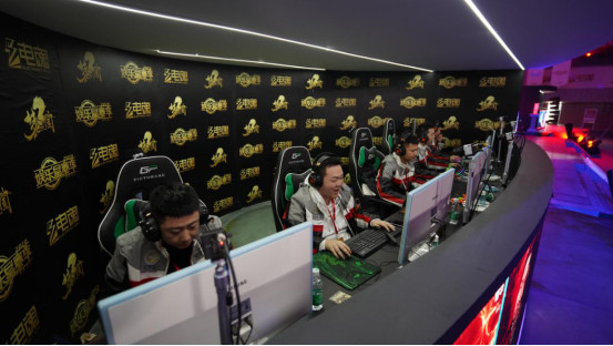 为自己，造不凡 2020电魂娱乐星赛季完美落幕