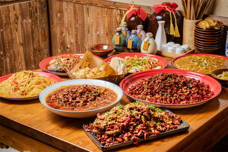 《梦幻西游网页版》携手先启半步颠小酒馆，逍遥联动赢100元代金券！