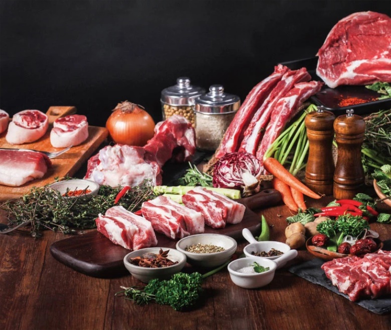 逆水寒游戏内养猪能换黑猪肉！还送高端五粮液