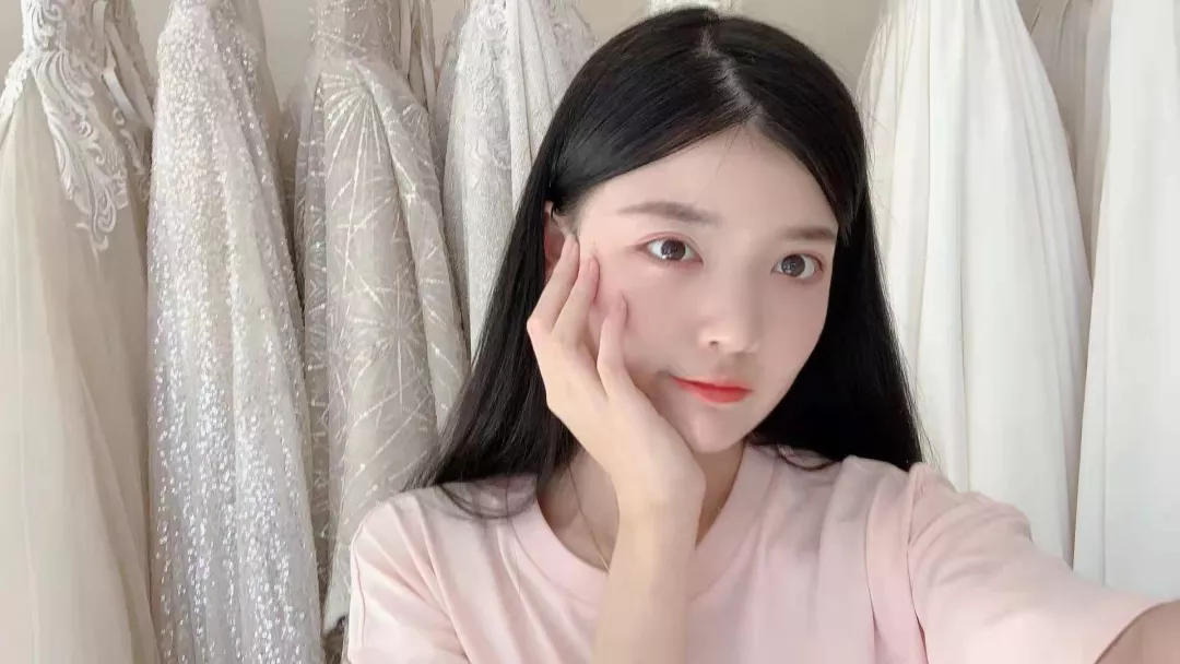 萌妹被封逆水寒歌姬：唱死一个团，唱哭大当家