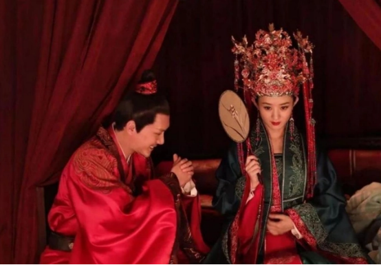 红男绿女才是经典？逆水寒官方为玩家送上大宋正统婚服