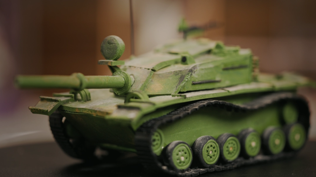 《坦克世界》与非遗的奇妙碰撞 匠人面塑C系战神