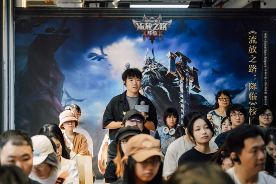 《流放之路：降临》制作人探访中国美术学院，对谈“游戏+文化”新思路