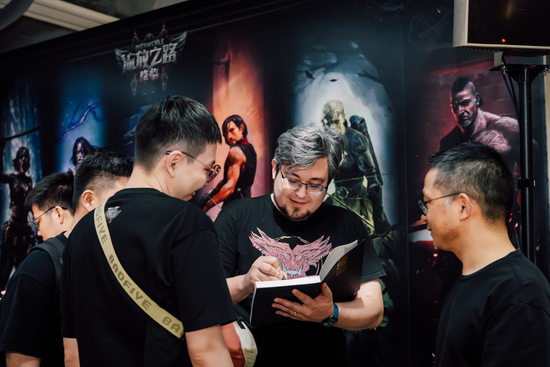 《流放之路：降临》制作人探访中国美术学院，对谈“游戏+文化”新思路