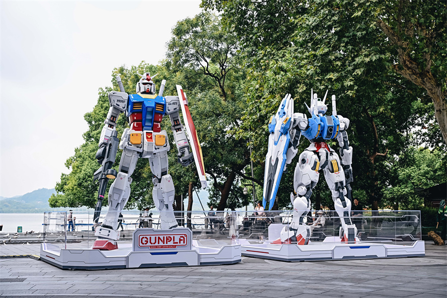 杭州首家高达基地旗舰店落地西湖湖畔 《高达创战者》动画中文配音版正式发表