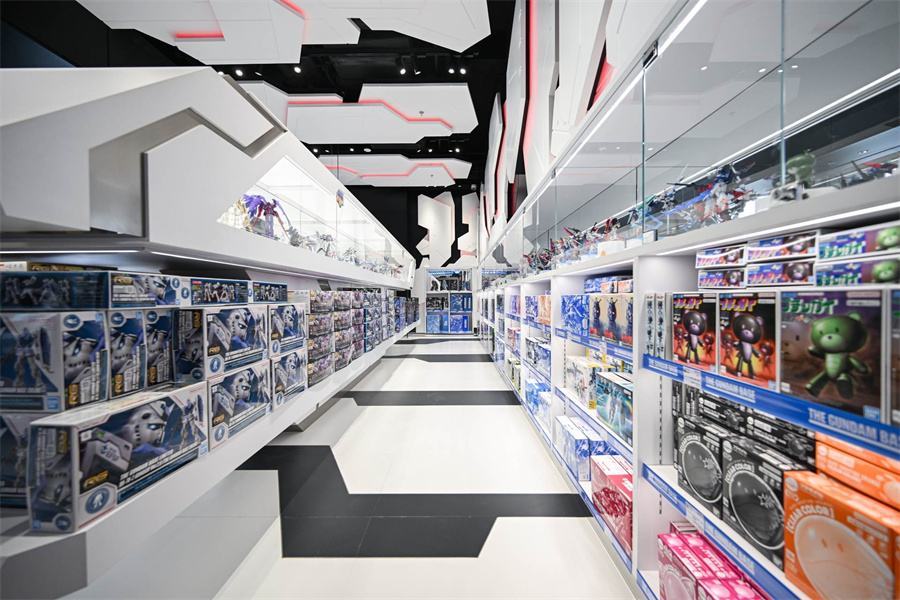 杭州首家高达基地旗舰店落地西湖湖畔 《高达创战者》动画中文配音版正式发表