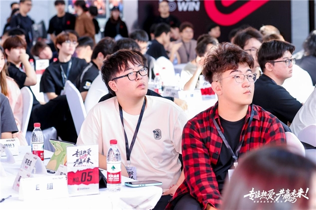 除了钱，在高校里做电竞社团还缺什么？