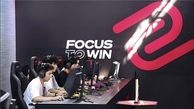 除了钱，在高校里做电竞社团还缺什么？