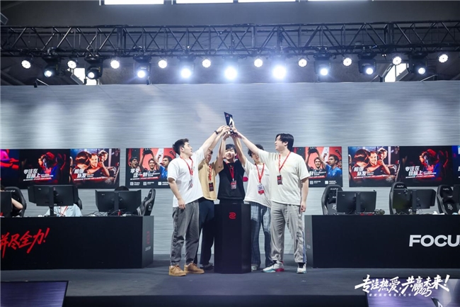 除了钱，在高校里做电竞社团还缺什么？