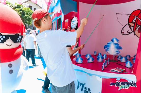 DNF17周年庆落地重庆，山城人民终于实现了“雪人自由”