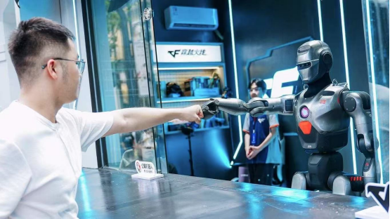 献给全体CFer的年度盛宴，2025穿越火线IP嘉年华暨双端夏季赛总决赛圆满收官