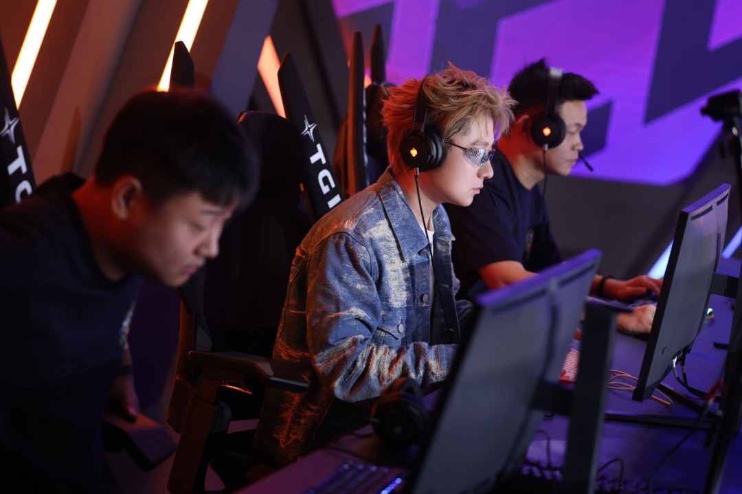 时隔十年“绝潘”再称王  王以太助阵SFSA总决赛演绎热单