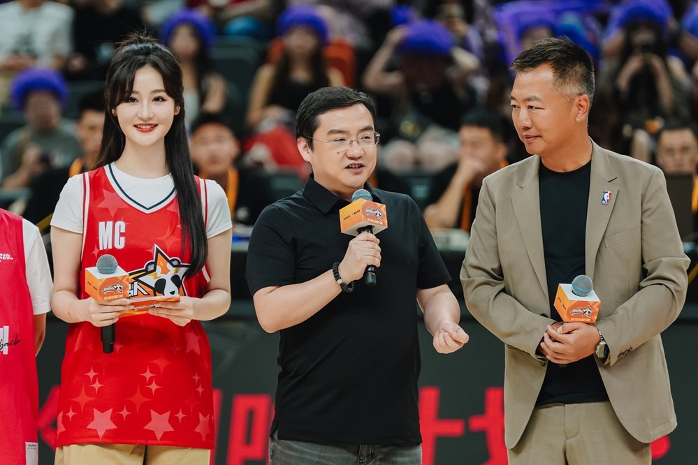 无畏契约携手NBA中国 共同支持青少年篮球运动公益教育发展