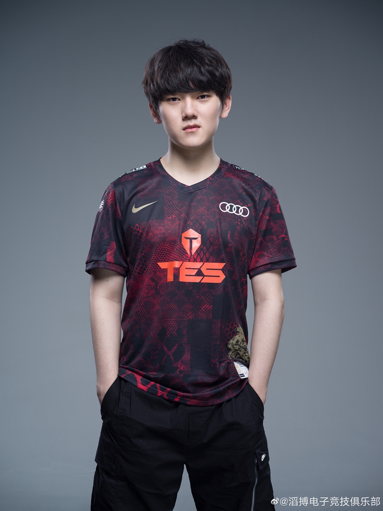 《LOL》TESS10定妆照