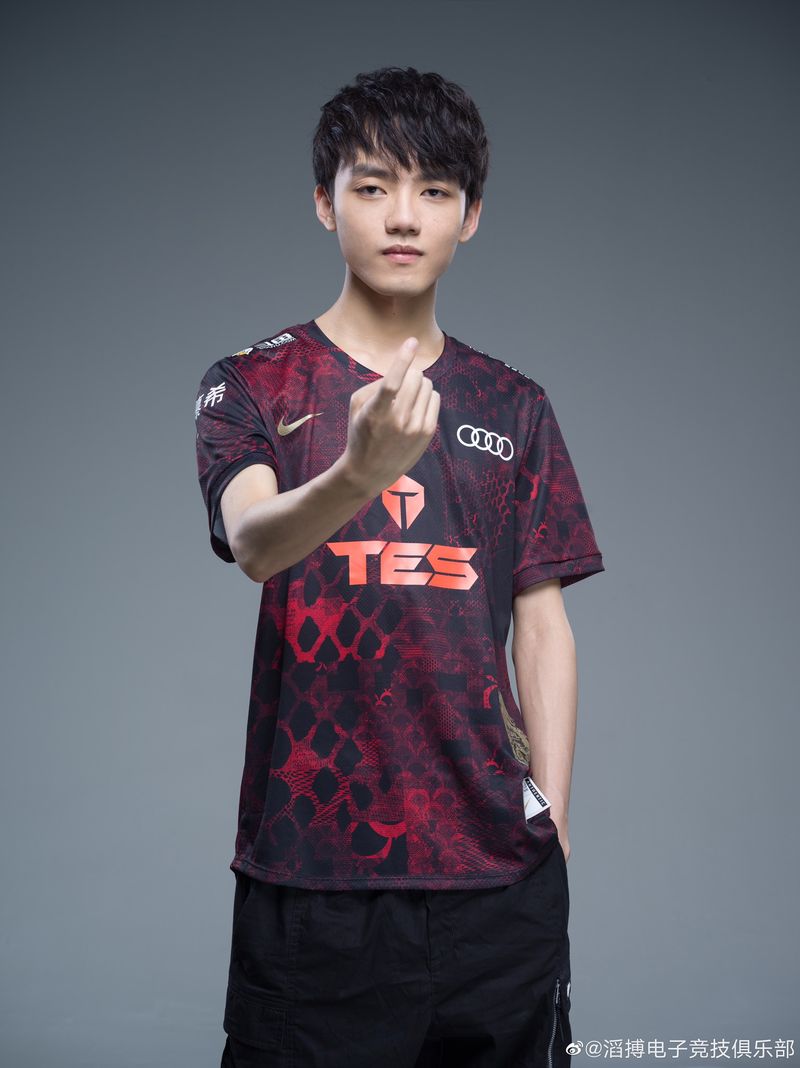 《LOL》TESS10定妆照