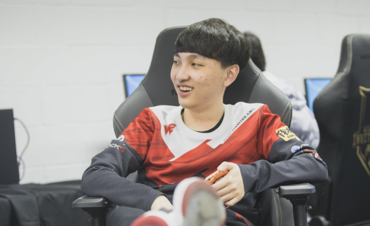 梗百科世界赛篇：盘点S10全球总决赛战队那些年的恩怨情仇