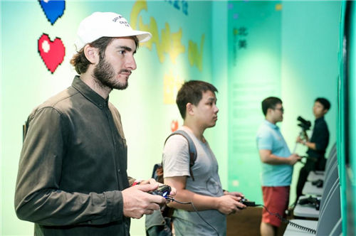 一杯敬明天|这是一份未来力MAX的观展指南