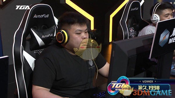 穿越火线TGA超新星赛 阿肯夺得第一名宝座