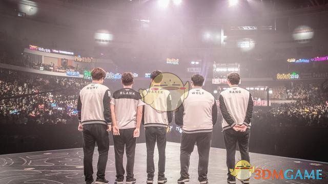 《LOL》Faker谈老队员Bang的离队