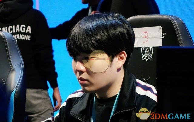 iG战队Rookie荣获英雄联盟2018LPL年度MVP选手