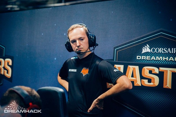 Johnta发布离职声明 或可成TYLOO教练人选