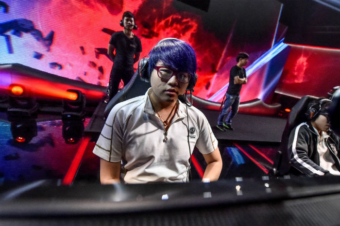 Zz1tai职业生涯回顾：如夏花般绚烂的少年