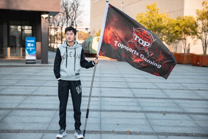 TOP战队拍摄花絮：全队最帅和全队最萌