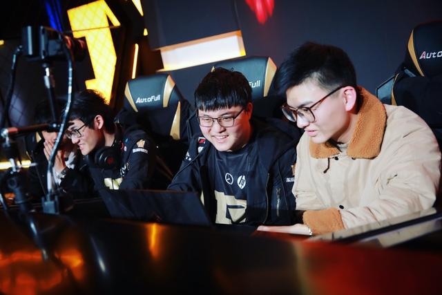 Joker谈RNG新赛季：成绩会明显下滑