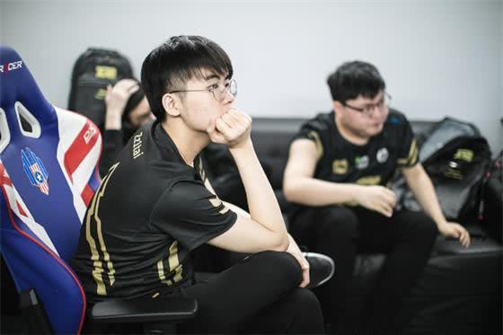 姿态退役或将转型教练，S9执教RNG二队